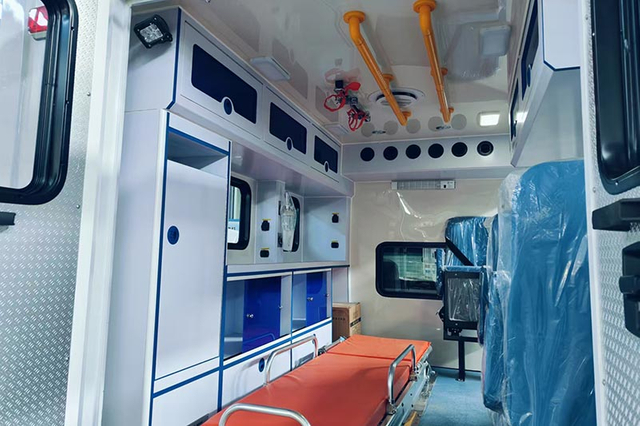 Ambulance de surveillance du micro 4x4